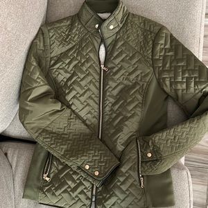 Size S, color military green